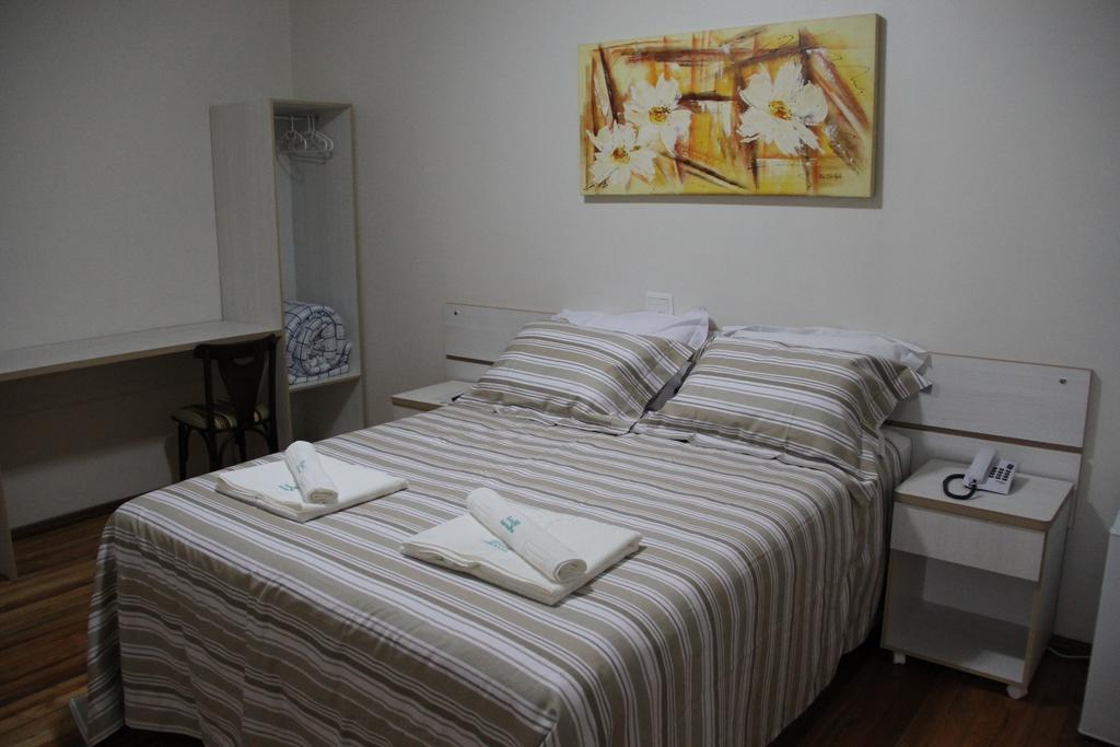 Hotel Monet Erechim Zimmer foto