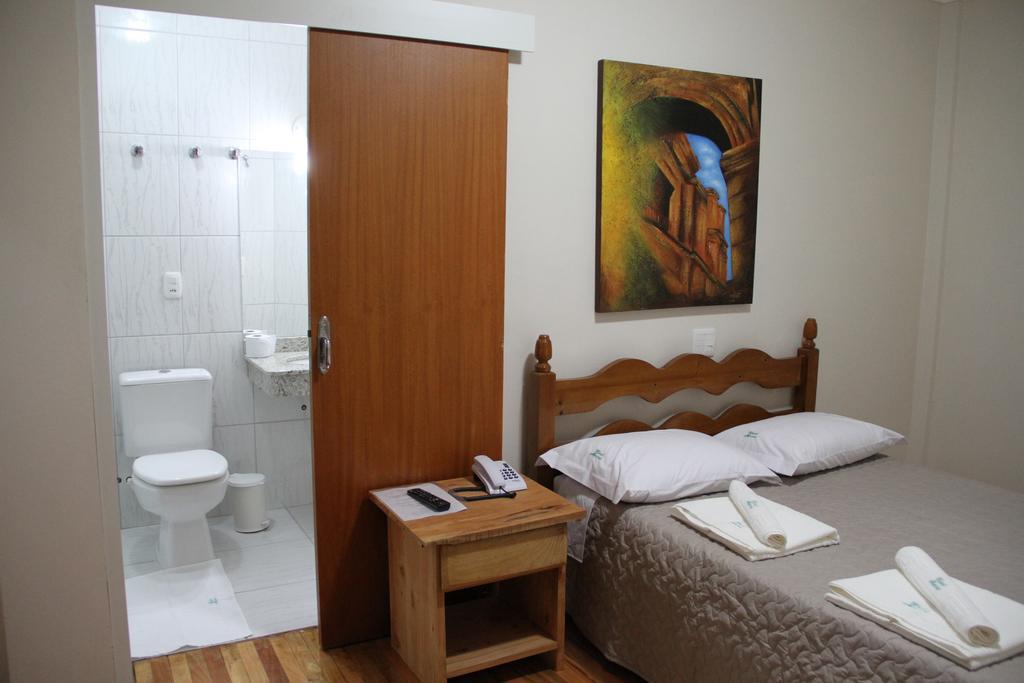 Hotel Monet Erechim Zimmer foto